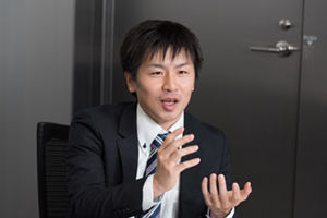 浅見遼馬氏