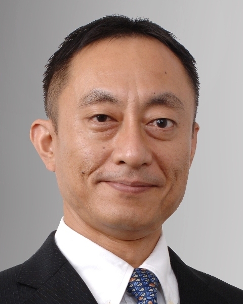 眞鍋敬