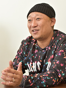 山東 善樹 氏