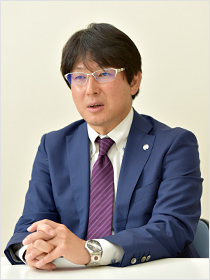 村田 順 氏