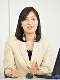 千葉 牧子