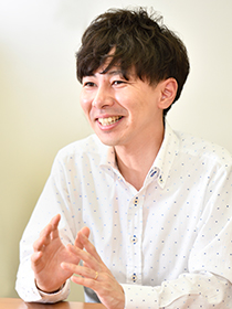 吉田 亮太 氏