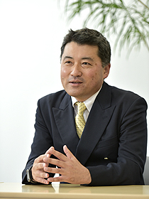 松田 晃一 氏