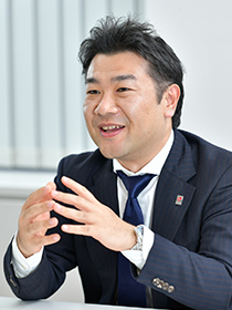 齋藤 隆史氏