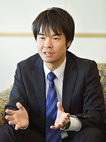 川口 廣介 氏