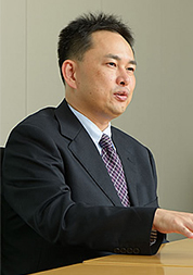 eラーニング事業本部 システム開発推進部長 岩崎 淳 氏