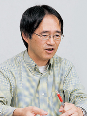 経理本部 計画部 シニアスペシャリスト 藤井和美 氏の写真
