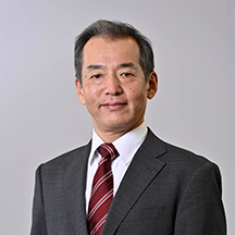 [写真] 東芝デジタルソリューションズ株式会社 スマートマニュファクチャリング事業部 スマートマニュファクチャリング技術部 部長 岡本 賢司