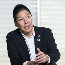 [写真] 東芝データ株式会社 取締役COO 白砂 晃